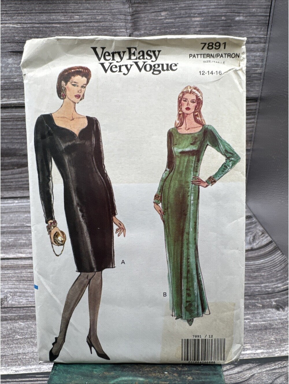 7891 Vintage Vogue Sewing Pattern Misses Fitted Straight Dress Uncut 12-16
